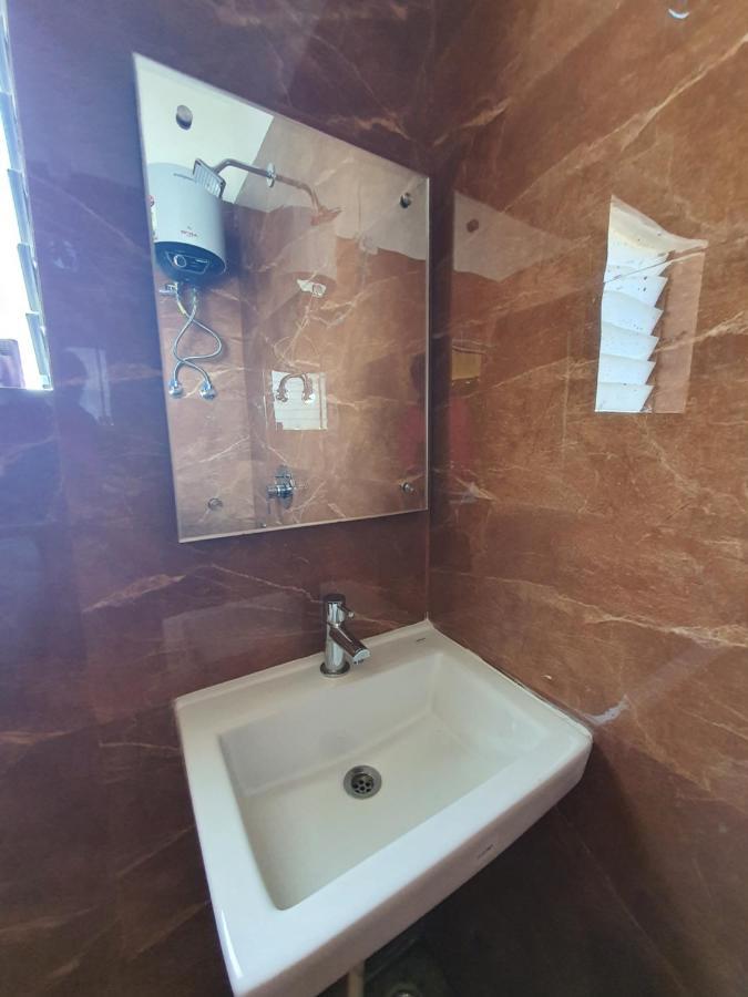 Hotel Deo Volente Sivasagar Bagian luar foto