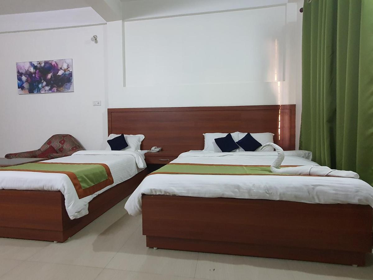 Hotel Deo Volente Sivasagar Bagian luar foto