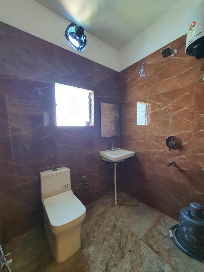 Hotel Deo Volente Sivasagar Bagian luar foto