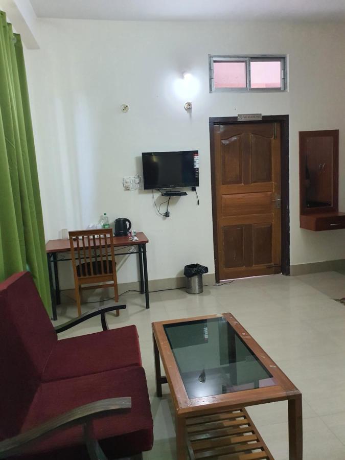 Hotel Deo Volente Sivasagar Bagian luar foto