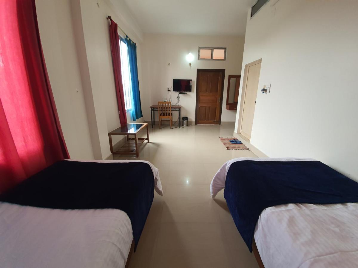 Hotel Deo Volente Sivasagar Bagian luar foto